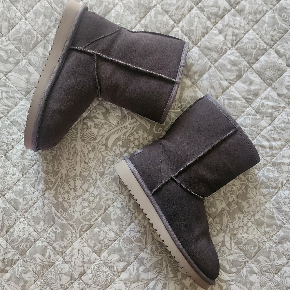 Koolaburra by UGG Koola Short Gray Leather Suede Sheepskin Round Toe Size 7